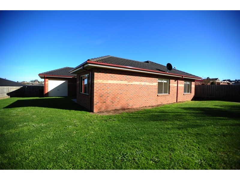 8 Casmil Court, Warragul VIC 3820