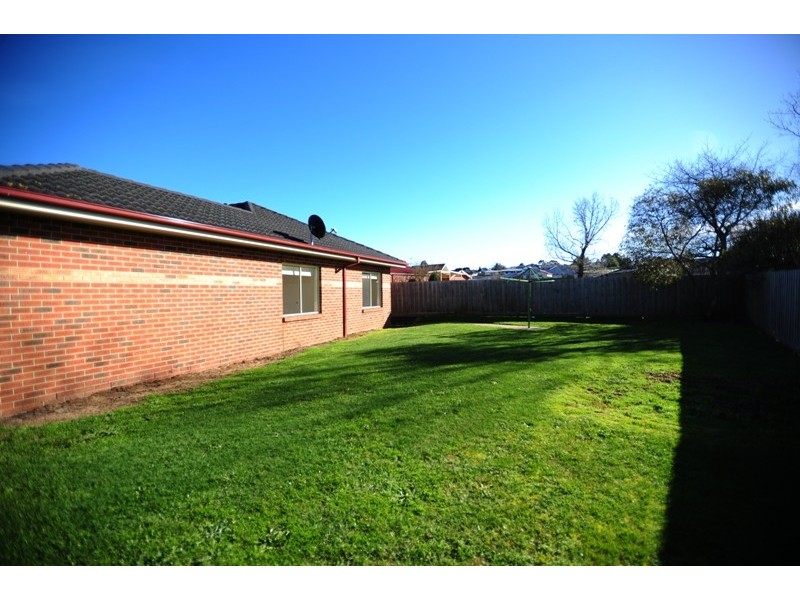 8 Casmil Court, Warragul VIC 3820