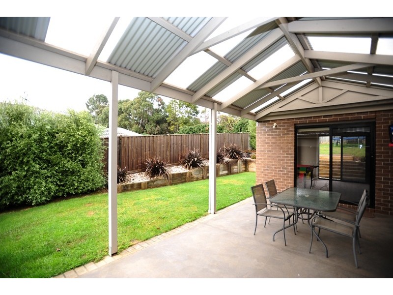 17 Glendon Drive, Warragul VIC 3820