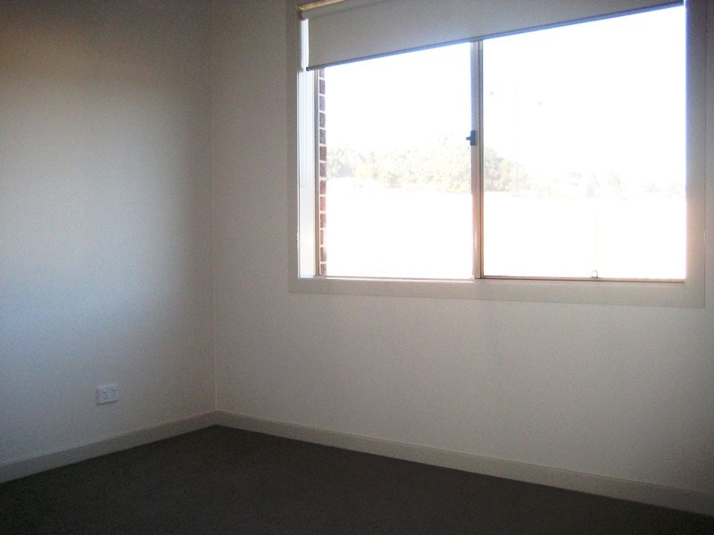 3 Greyfriars Way, Drouin VIC 3818