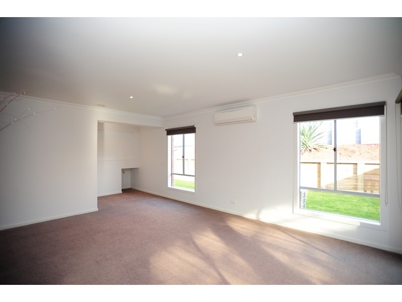 45 Grange Crescent, Warragul VIC 3820