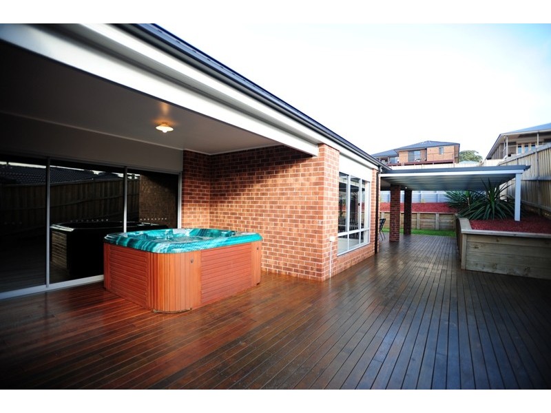 45 Grange Crescent, Warragul VIC 3820