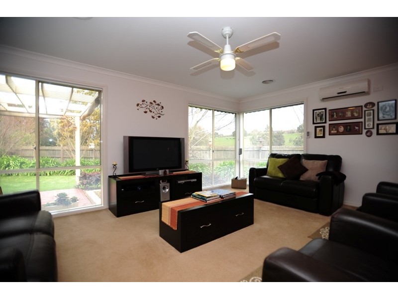 5 Lowe Place, Warragul VIC 3820