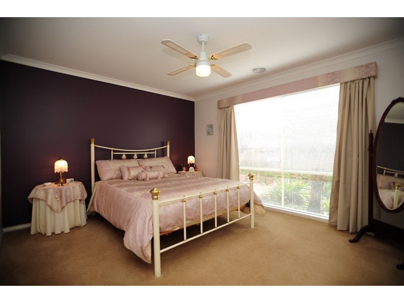 5 Lowe Place, Warragul VIC 3820