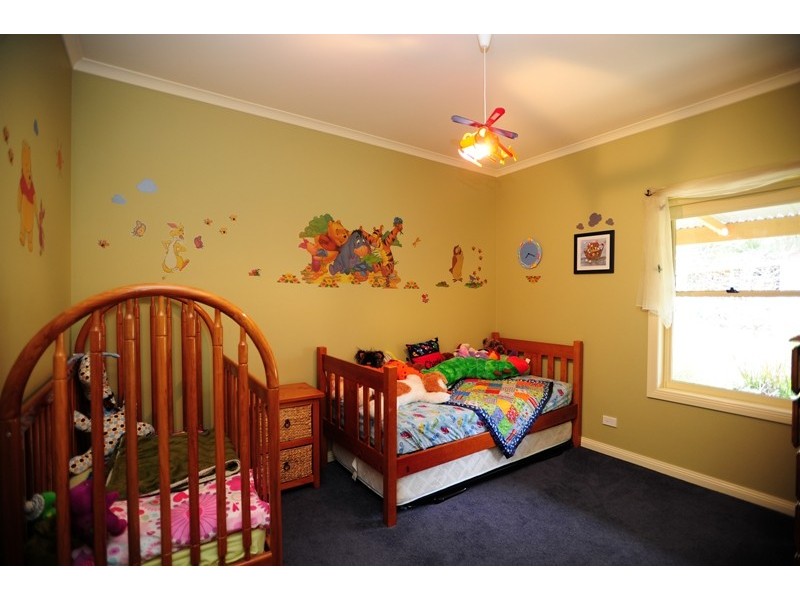 74 Streitbergs Road, Darnum VIC 3822