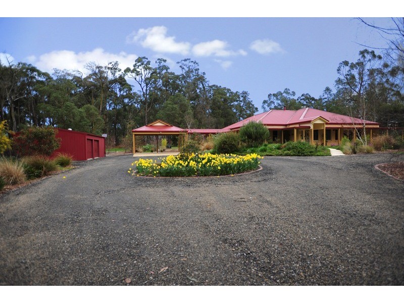 74 Streitbergs Road, Darnum VIC 3822