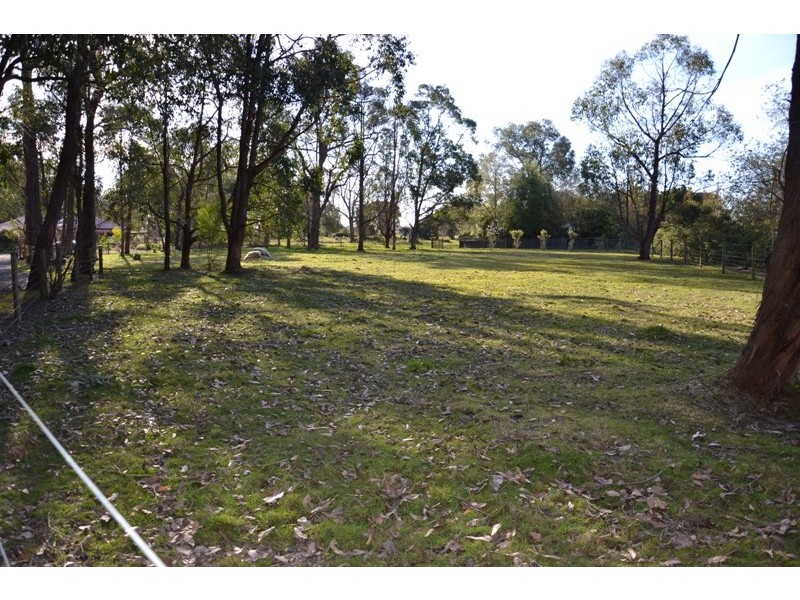 74 Streitbergs Road, Darnum VIC 3822