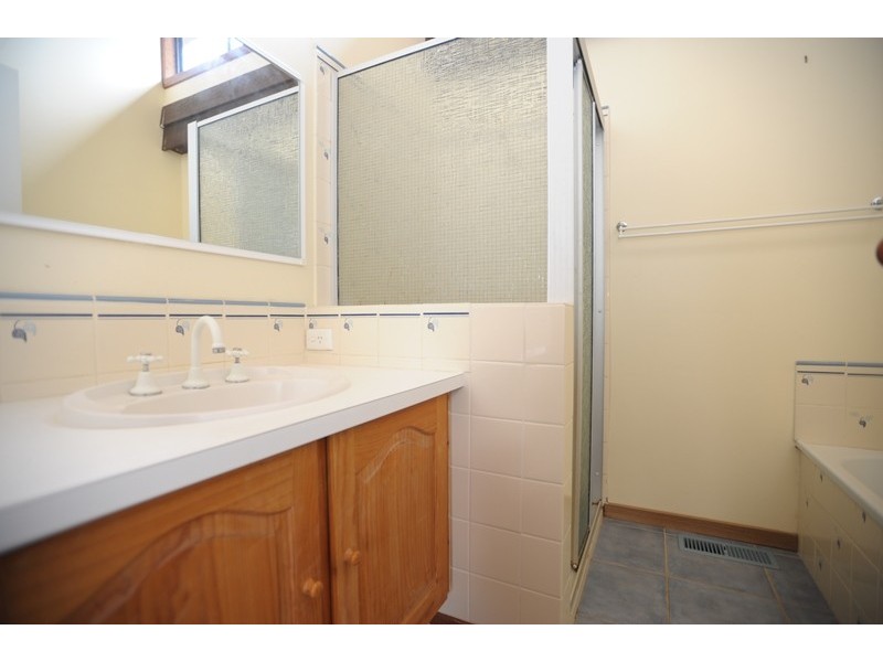 51 Church Street, Drouin VIC 3818