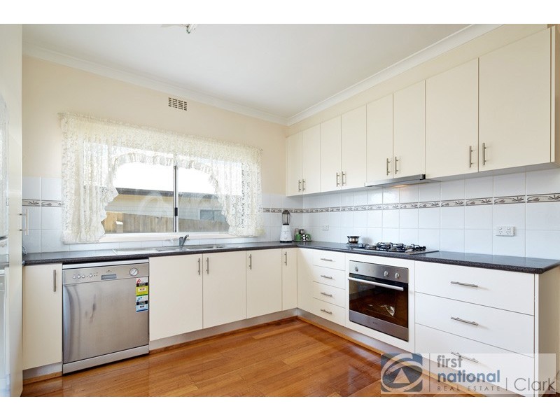 17 Henrietta Street, Warragul VIC 3820