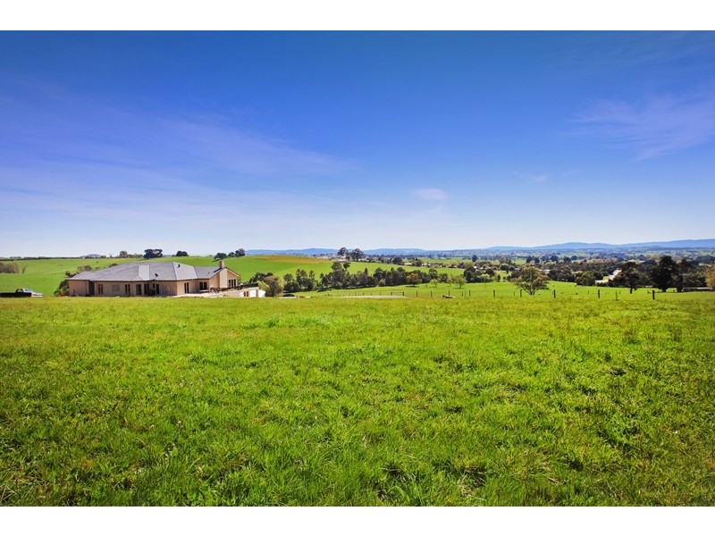 9 Warne Close, Nilma VIC 3821