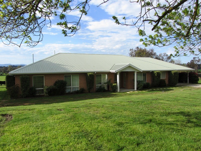 254 Pryor Road, Drouin VIC 3818