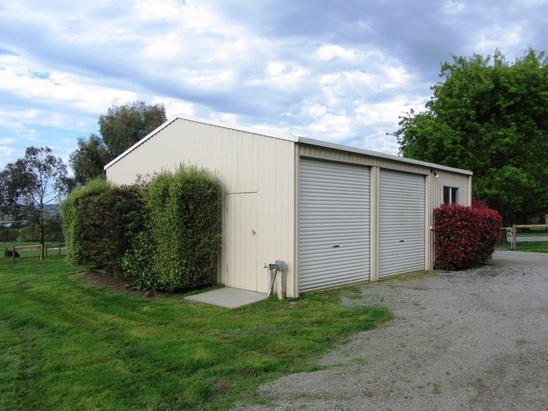 254 Pryor Road, Drouin VIC 3818