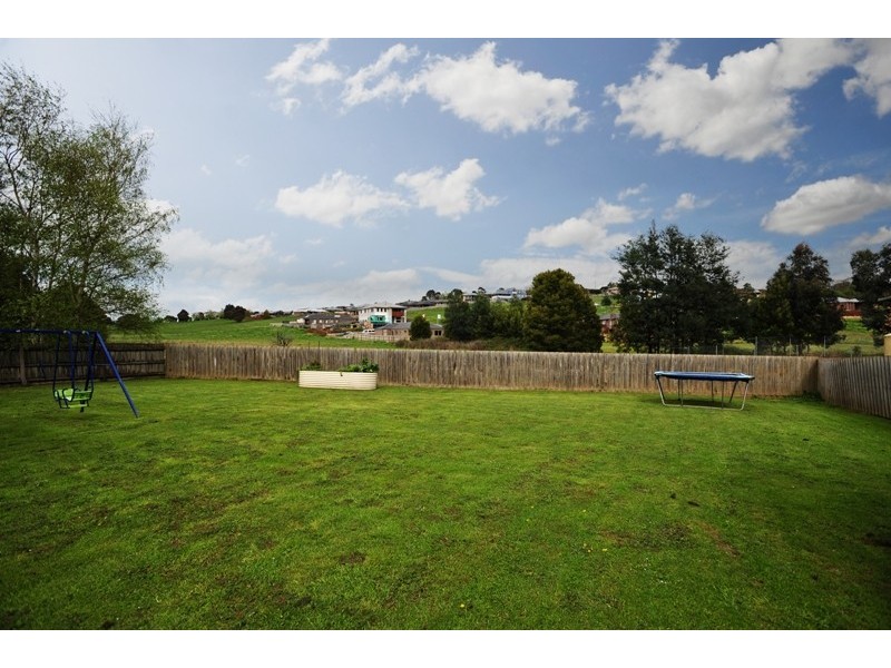12 Dawson Drive, Warragul VIC 3820