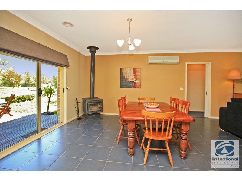 70 Streitbergs Road, Darnum VIC 3822