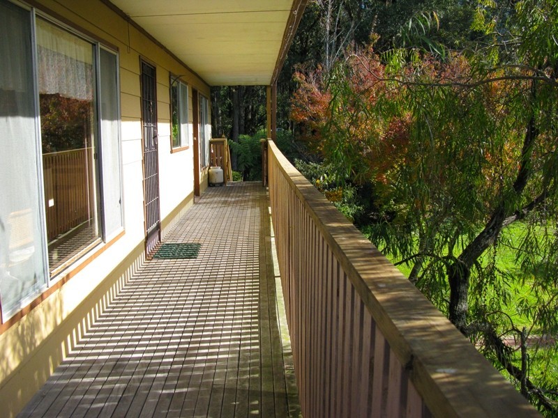 100 Gunn Road, Crossover VIC 3821