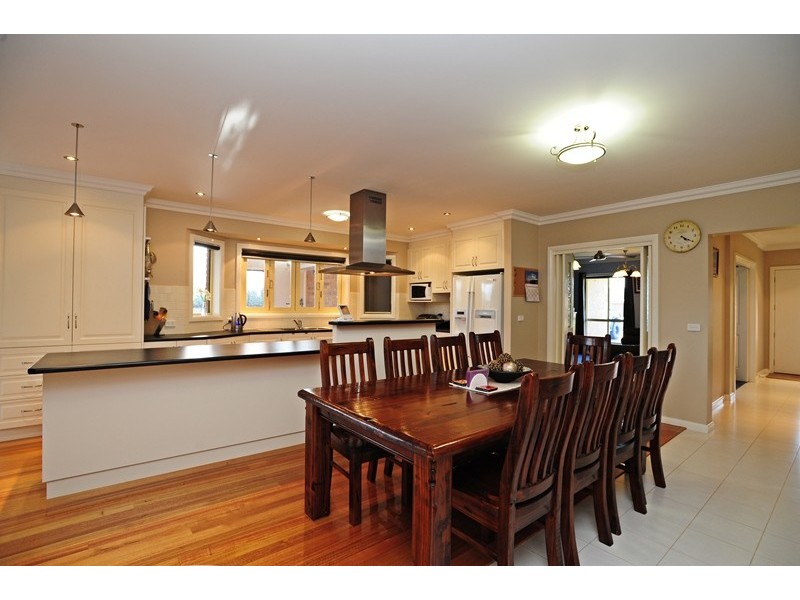 41 Cook Street, Drouin VIC 3818