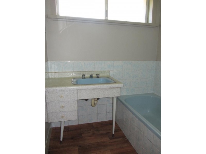 2/3 James Court, Warragul VIC 3820