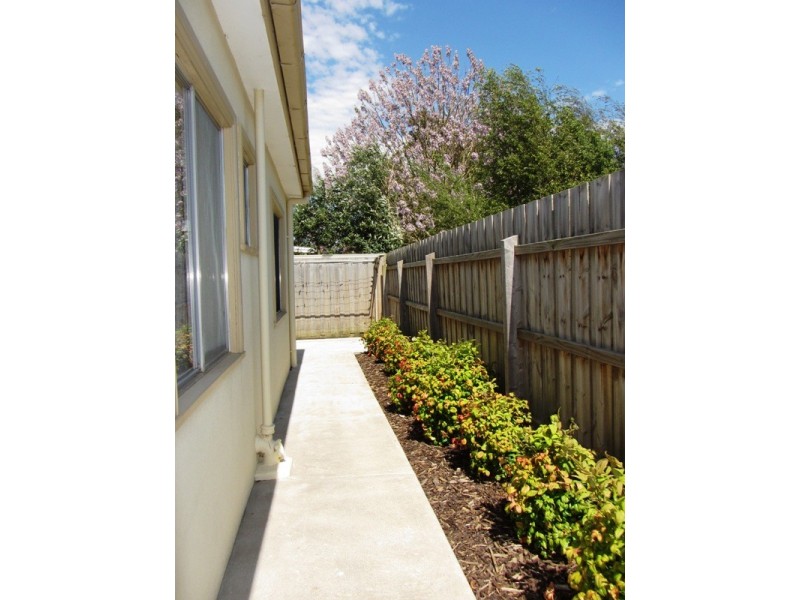 17 Henrietta Street, Warragul VIC 3820