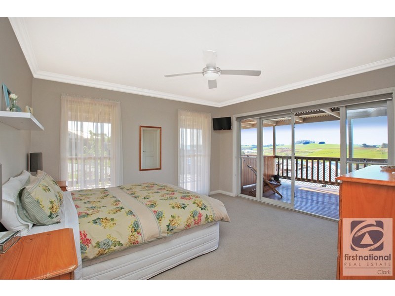 8 Grange Crescent, Warragul VIC 3820