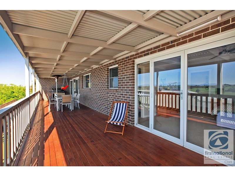 8 Grange Crescent, Warragul VIC 3820