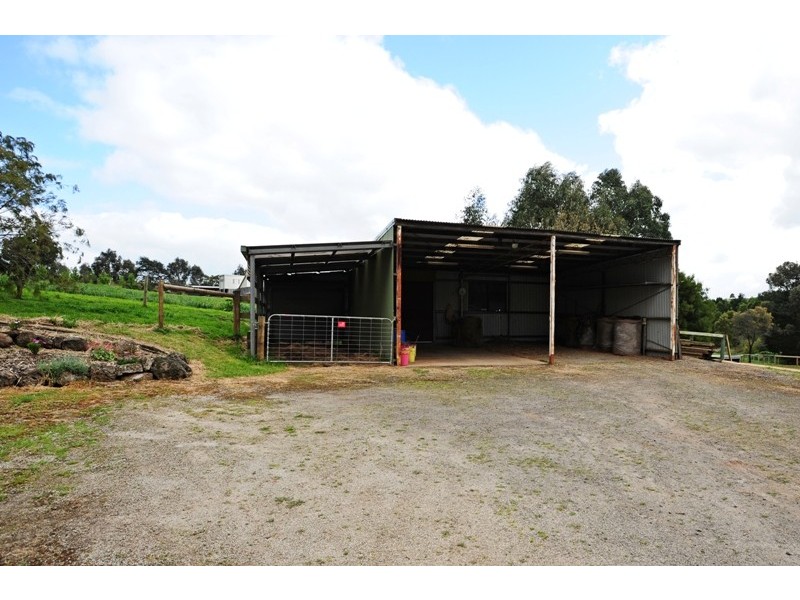 305 East West Road, Warragul VIC 3820