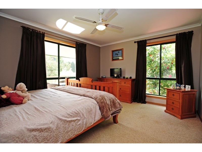 305 East West Road, Warragul VIC 3820