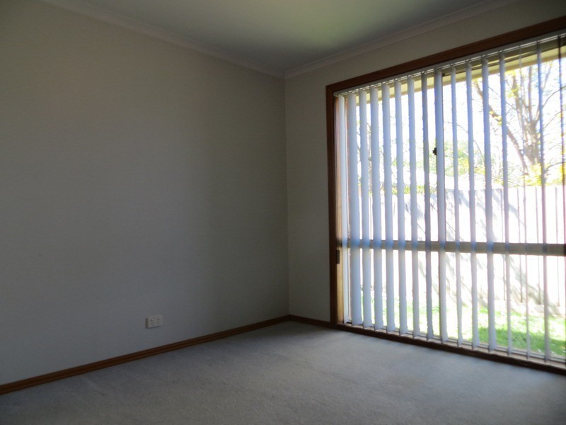 2/6 Melanie Drive, Warragul VIC 3820