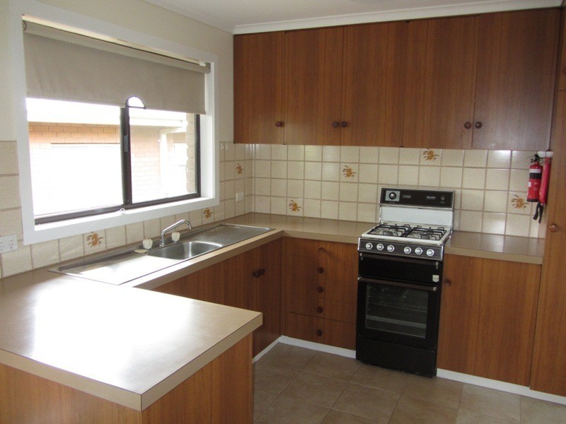 2/128 Victoria Street, Warragul VIC 3820