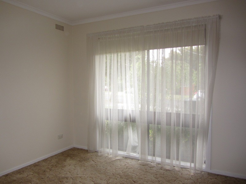 2/128 Victoria Street, Warragul VIC 3820