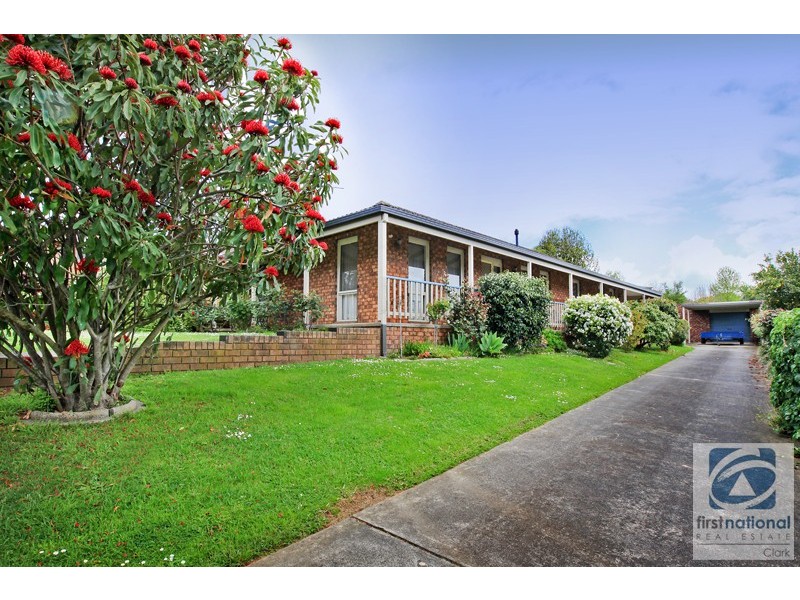 10 McCulloch Avenue, Warragul VIC 3820