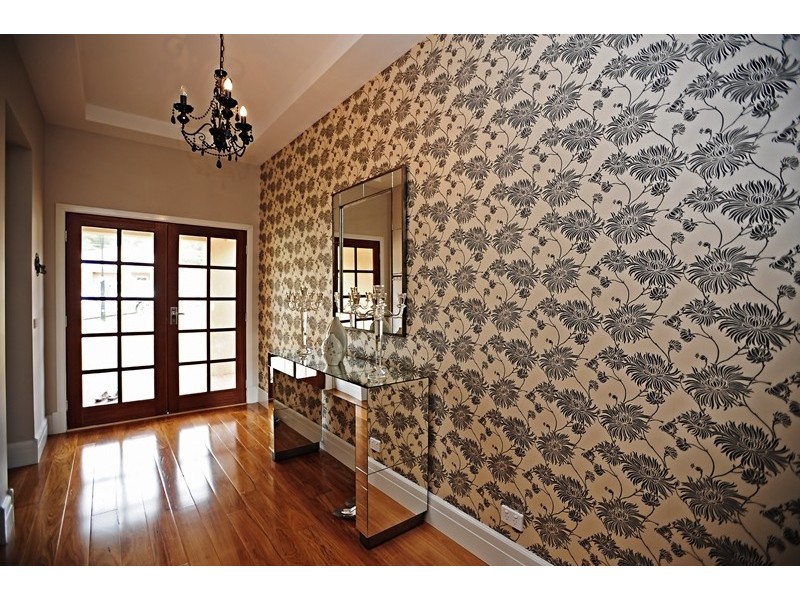 19 Mineral Court, Drouin VIC 3818