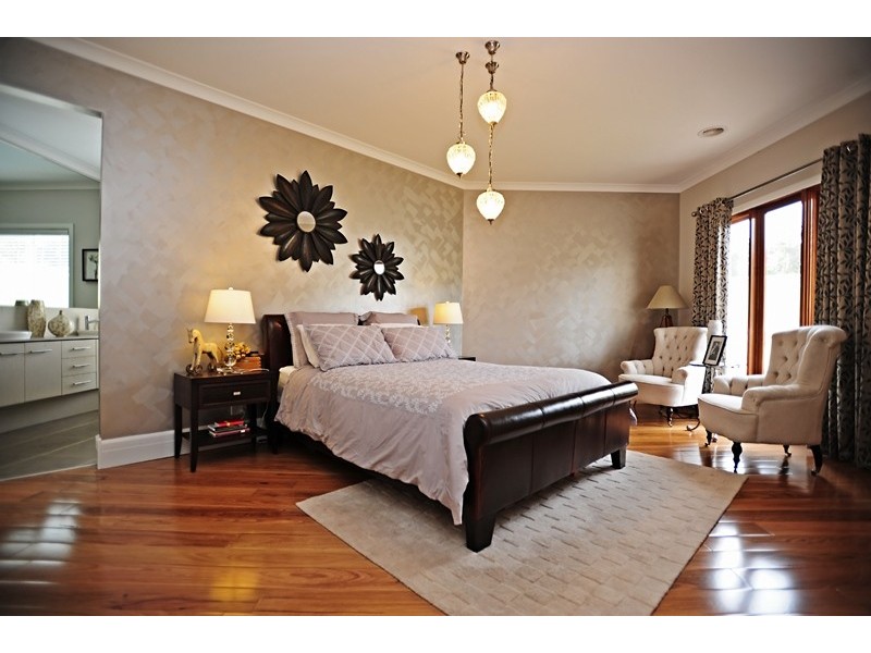 19 Mineral Court, Drouin VIC 3818