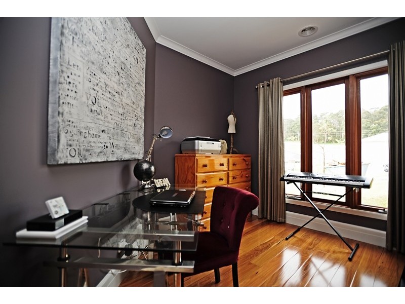 19 Mineral Court, Drouin VIC 3818