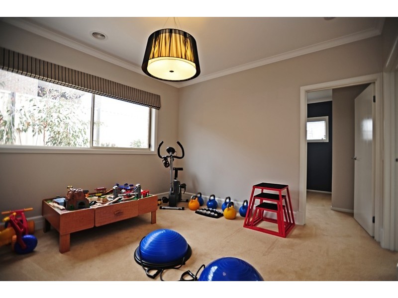 19 Mineral Court, Drouin VIC 3818