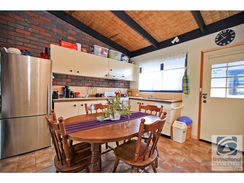 4/20 Archibald Crescent, Warragul VIC 3820