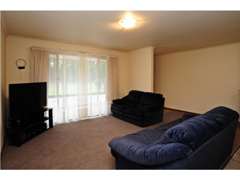 1 Hayes Drive, Warragul VIC 3820