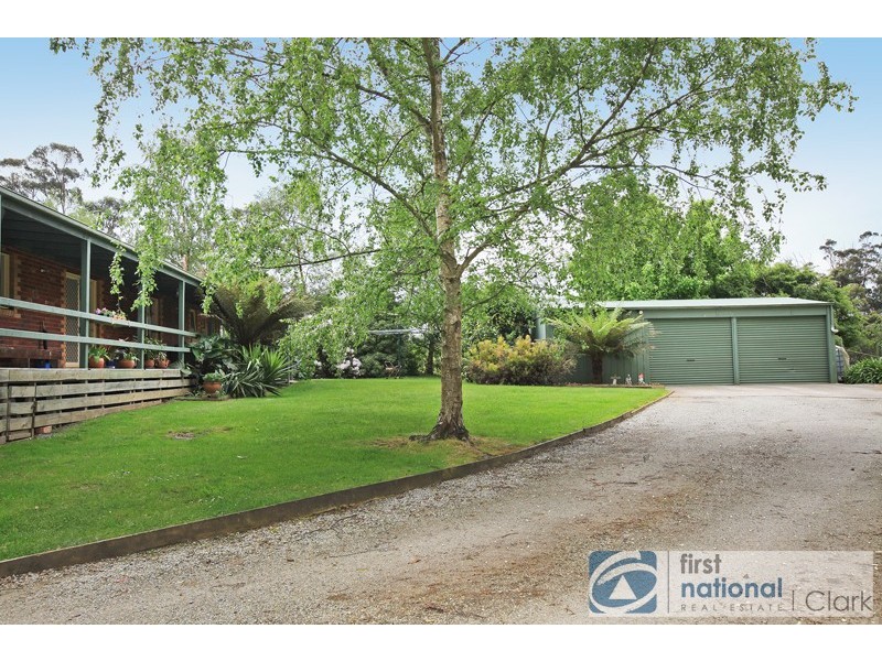 7 Surman Court, Drouin VIC 3818