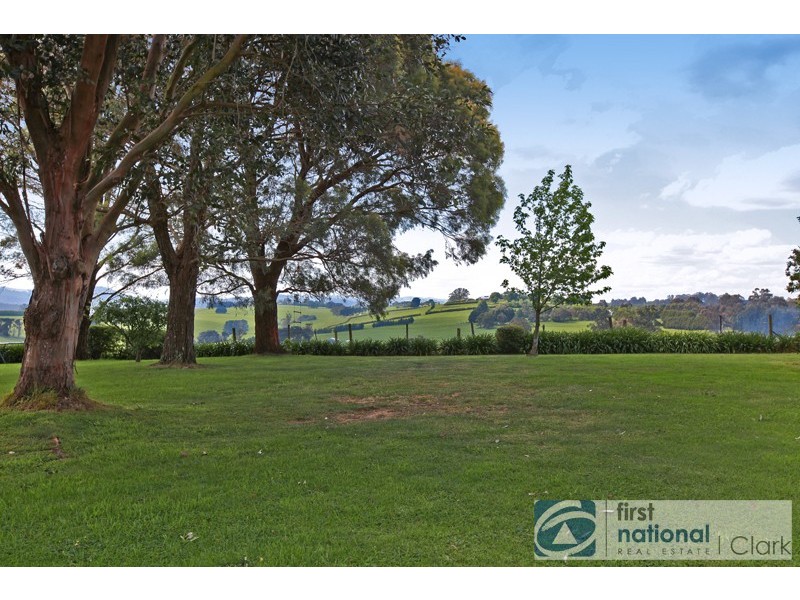 21 Burtonwood Court, Neerim South VIC 3831