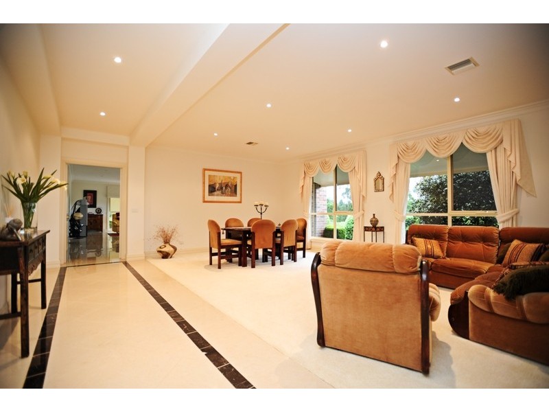 10 Kookaburra Court, Warragul VIC 3820