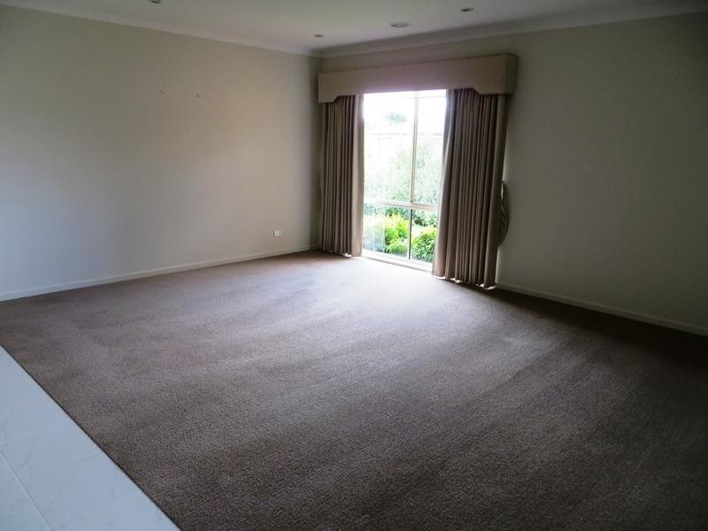 36 Howard Street, Warragul VIC 3820