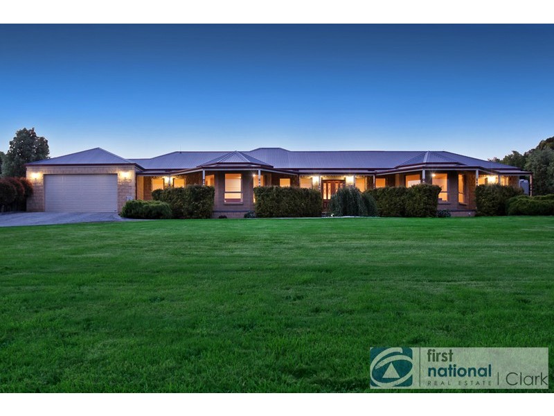 4 Millennium Court, Drouin VIC 3818