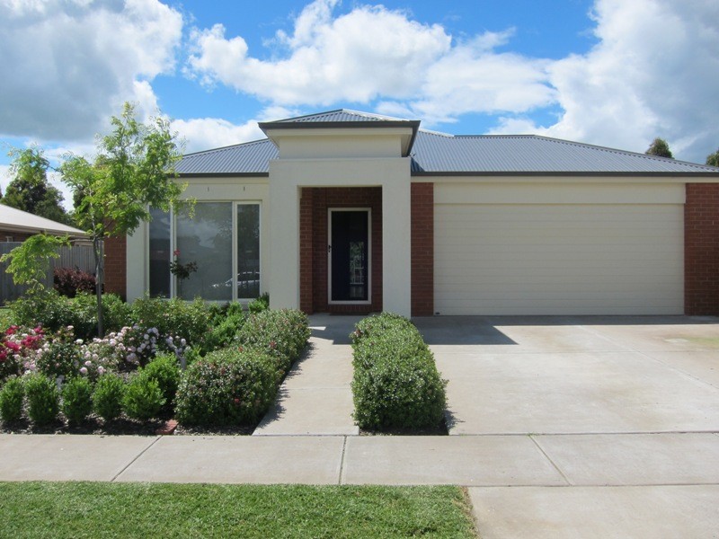 4 Ti Tree Court, Yarragon VIC 3823