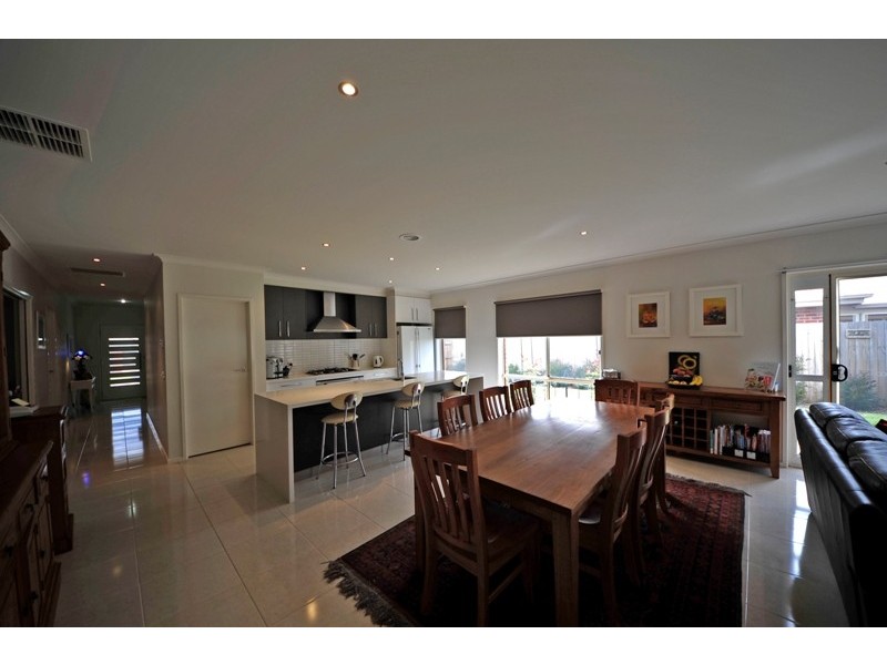 4 Ti Tree Court, Yarragon VIC 3823