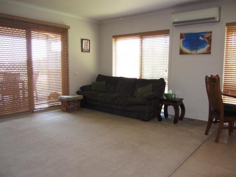 244 Princes Way, Drouin VIC 3818