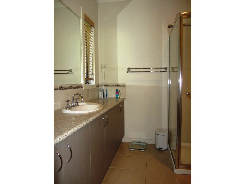 244 Princes Way, Drouin VIC 3818