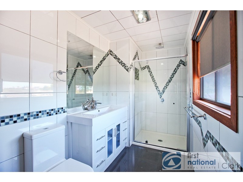 60 McNeilly Road, Drouin VIC 3818