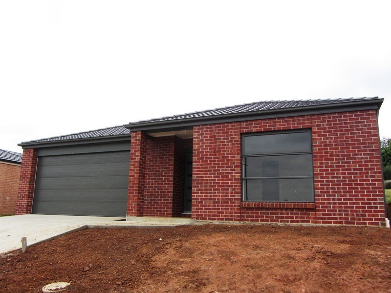 25 Armadale Drive, Warragul VIC 3820
