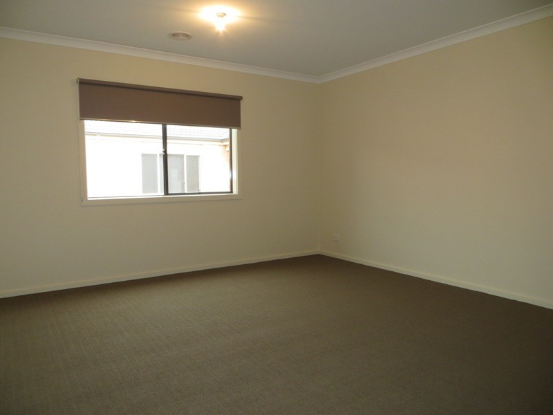 25 Armadale Drive, Warragul VIC 3820