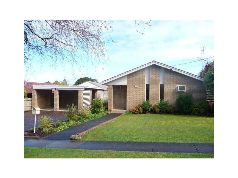 7 Moe Street, Drouin VIC 3818