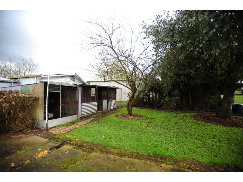 15 Drummond Street, Nilma VIC 3821